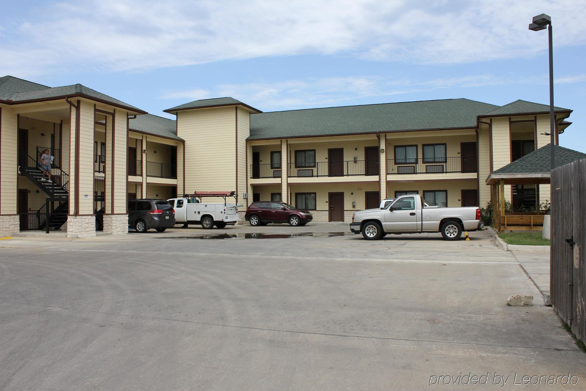 Lone Star And Motel