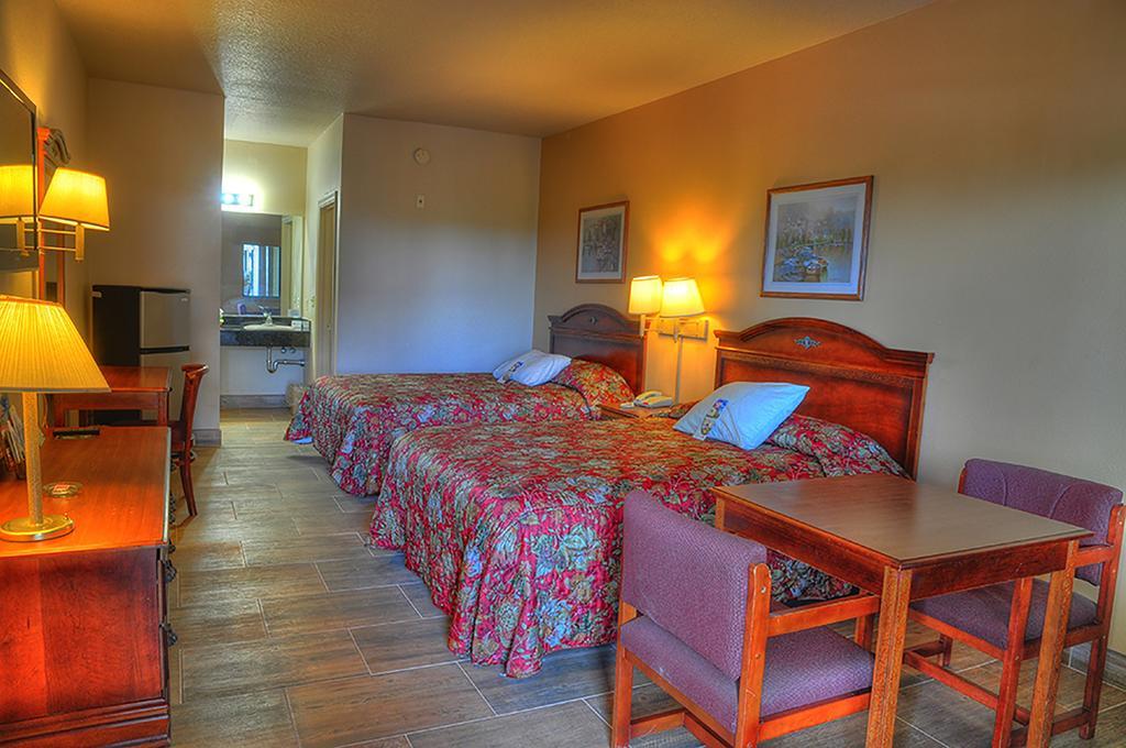 Motel Lone Star And Victoria